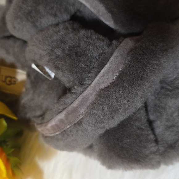 UGG ABELA Gray Fur Slippers - Picture 3 of 7